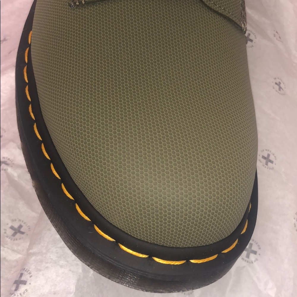 ๐ Dr. Martens 1460 Boots Olive - Picture 6 of 8